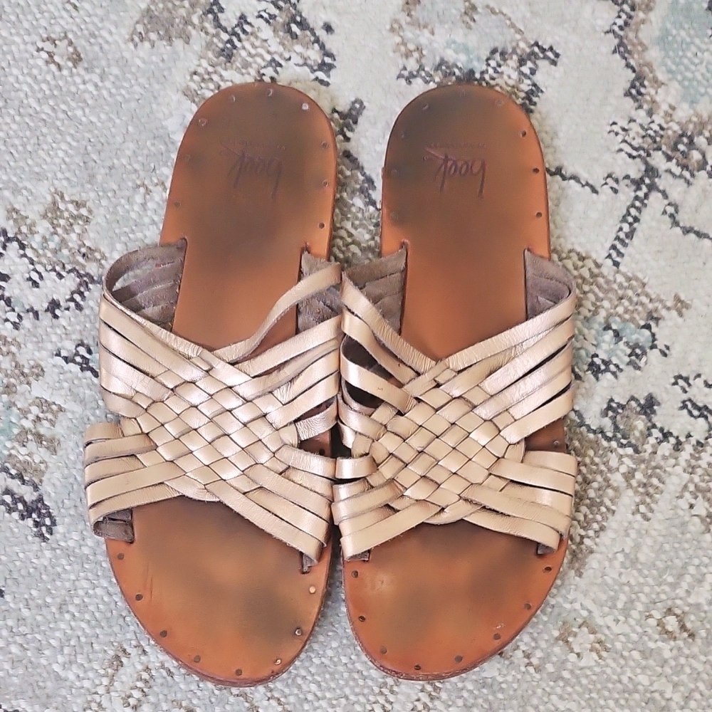 BEEK SWALLOW WOVEN LEATHER SLIDE ROSE GOLD METALLIC